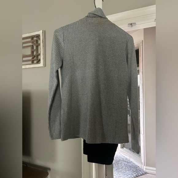 BUNDLE ⭐️ IMAN Women's Heather Gray Turtleneck Sweater with Slacks & Necklace - Picture 2 of 7